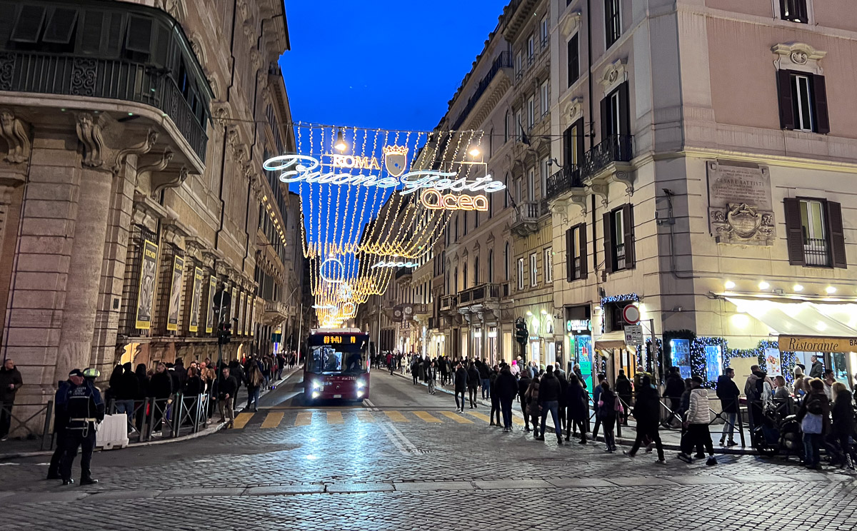 Christmas lights - Via Del Corso
