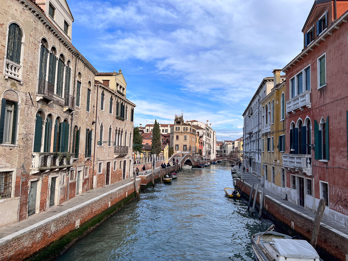 Venice - Canel Rio Dei Carmini