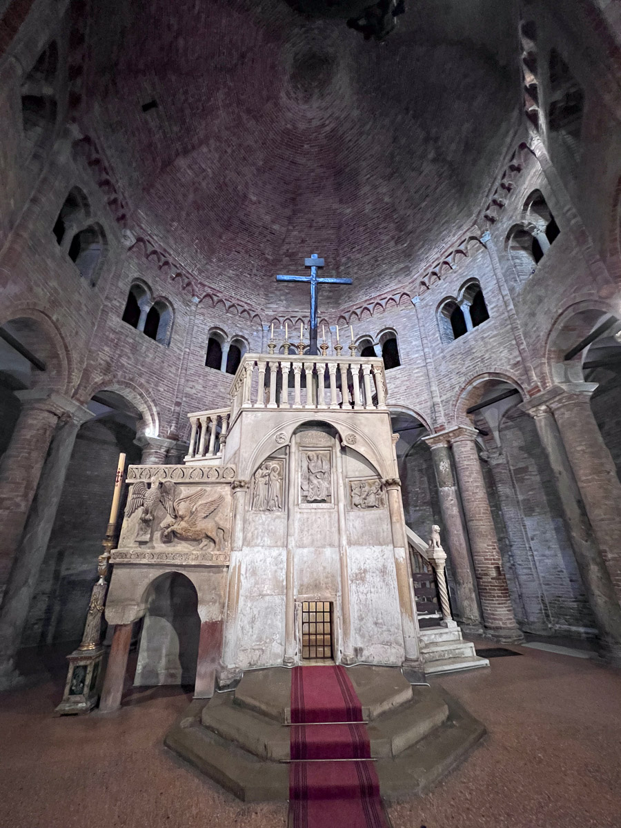 Church of the Holy Sepulchre, Bologna
