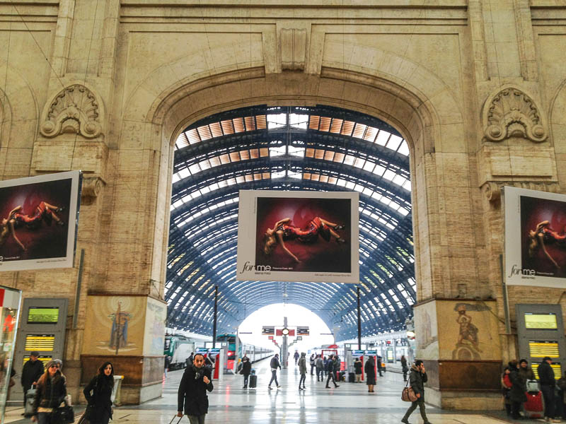 Train station, Arch leading to the gates